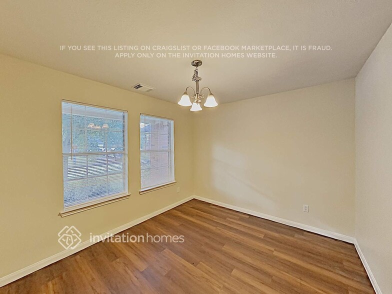 Building Photo - 15802 Parmley Creek Ct