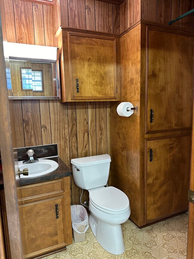 1/2 bath off of extra living area - 510 Wilmuth St