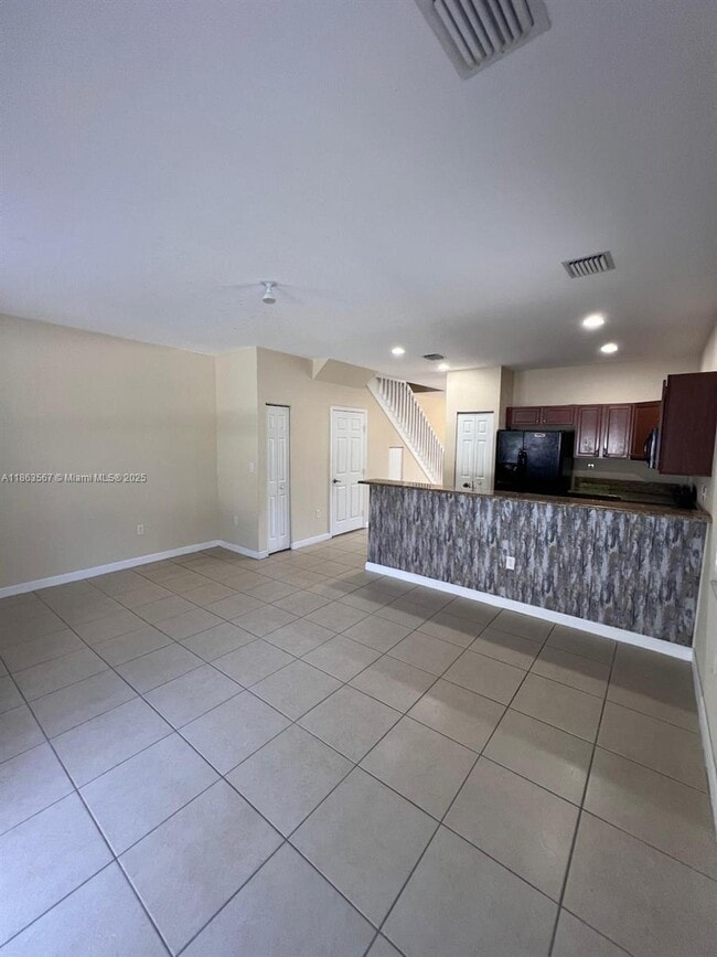 Building Photo - 8852 W 35th Way