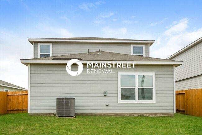 Building Photo - 5 Bedroom Pet-Friendly Home in New Braunfe...