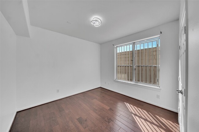 Building Photo - 6633 W Sam Houston Pkwy S