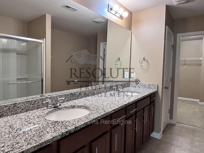 Building Photo - 240 Lynchwick Ln