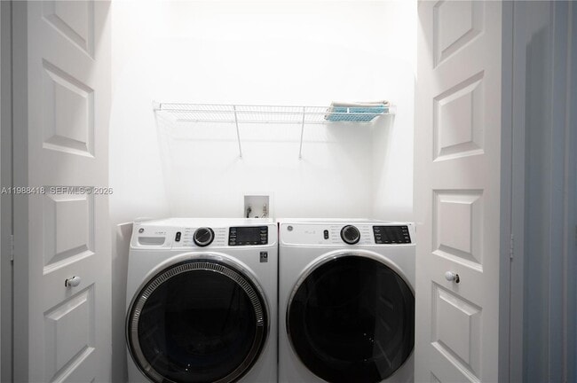 Building Photo - 15785 NW 91st Ct