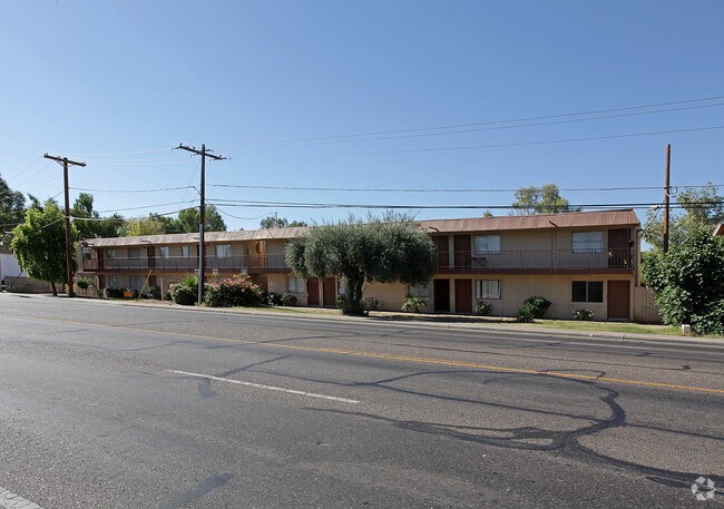Coventry Square - Broadway Point