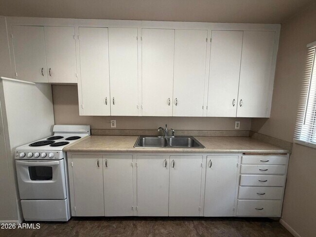 Building Photo - 805 Sheepshead Crossing Rd