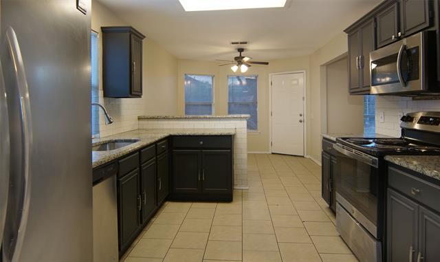 Building Photo - 1049 Highland Station Dr