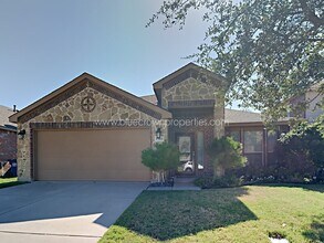 Building Photo - 1103 Bexar Ave
