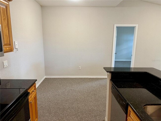 Building Photo - 826 Grand Regency Pointe