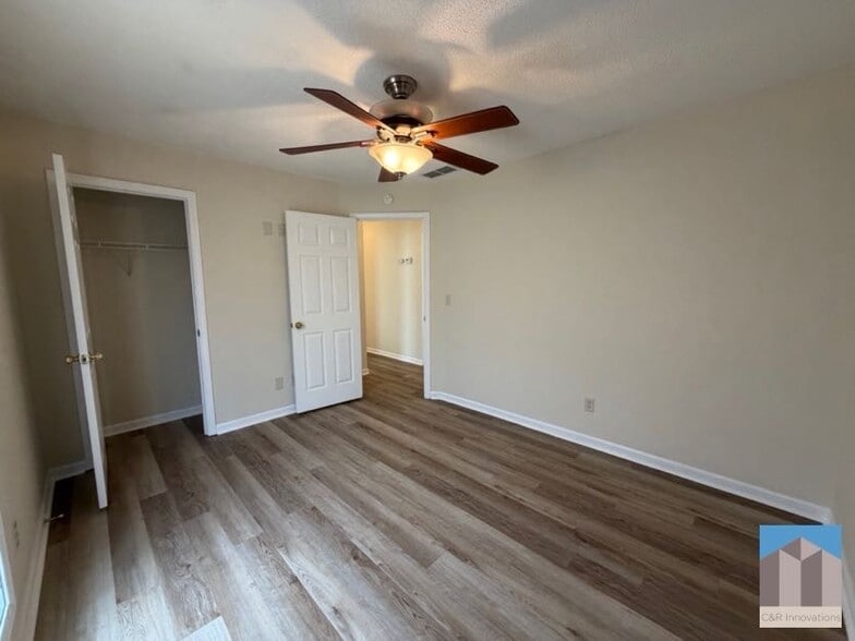 Building Photo - 414 Saddle Shoal Trl