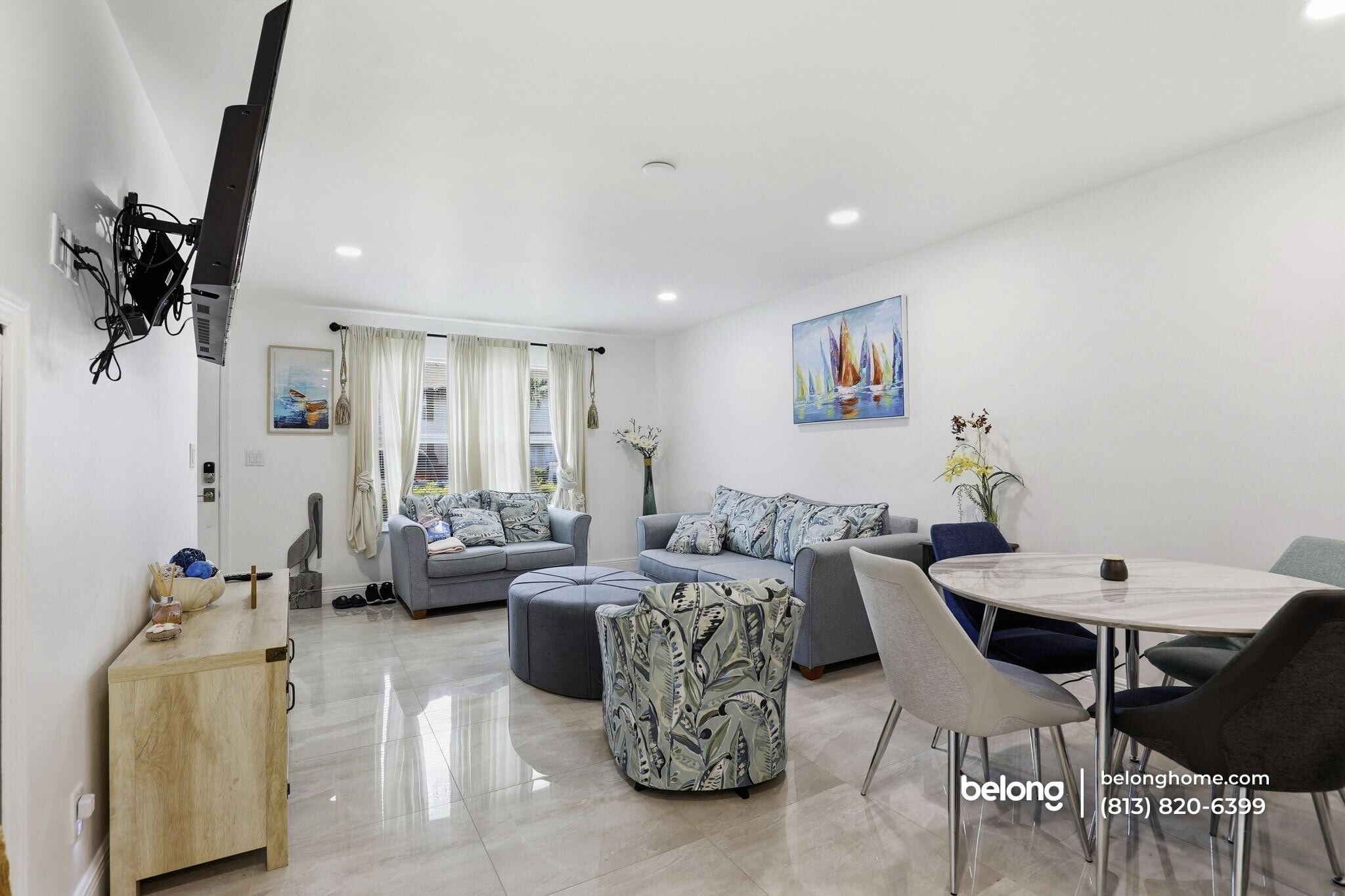 Building Photo - 731 W Elkcam Cir