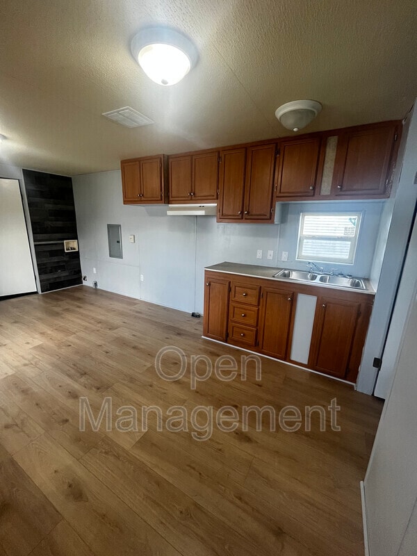 Building Photo - 7534 US-60