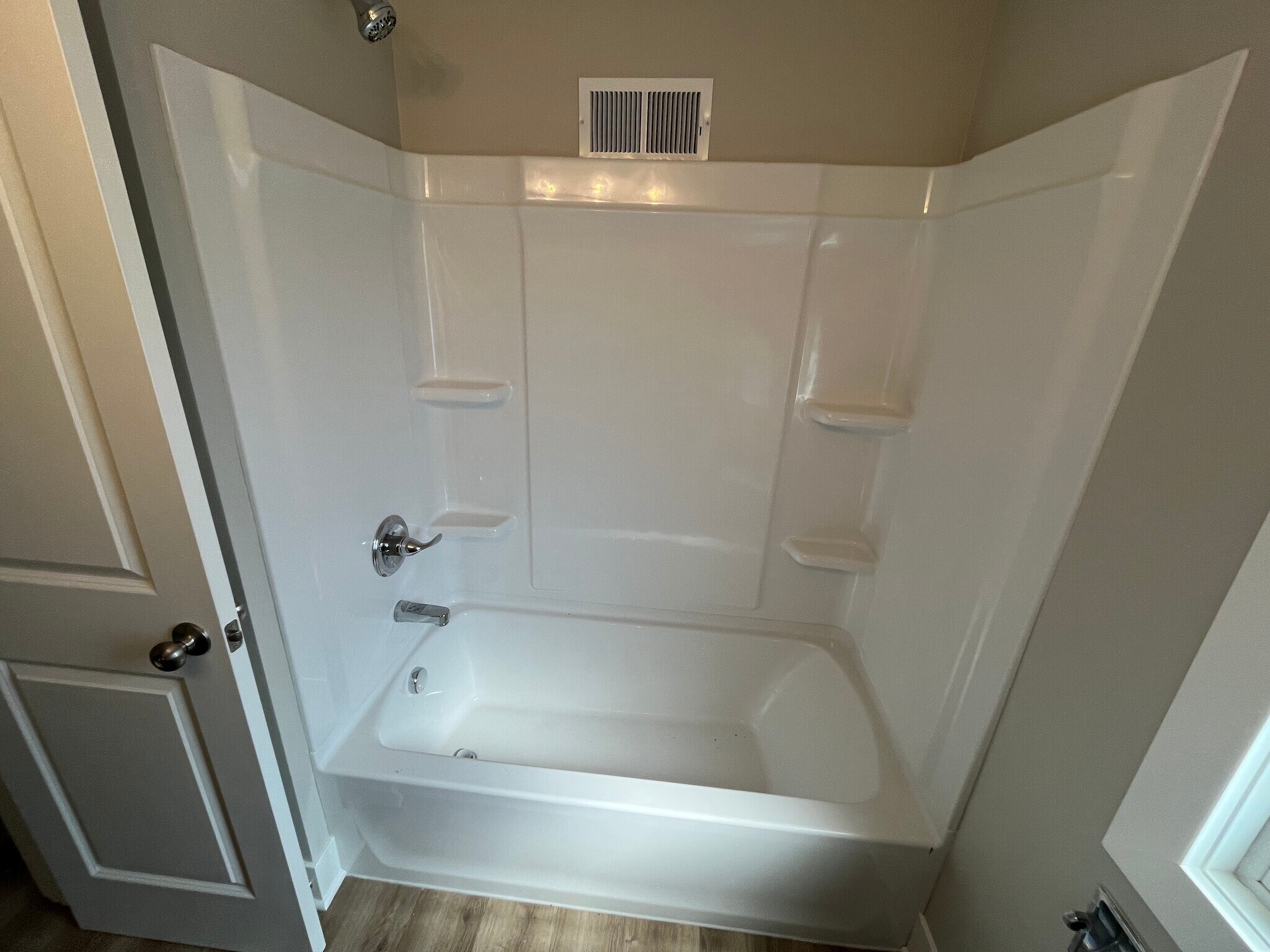 Building Photo - 393 W 20th St