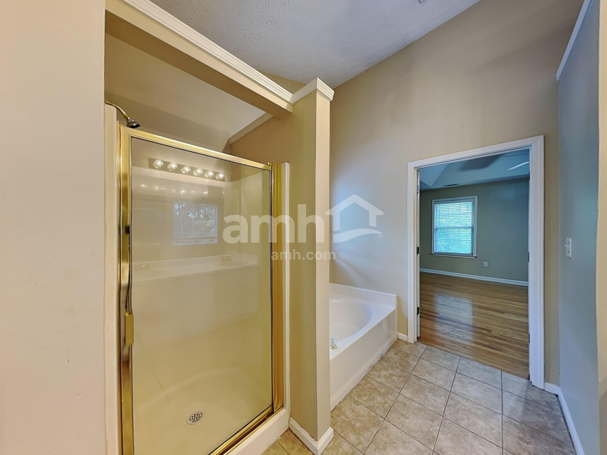 Building Photo - 1388 Glenover Way