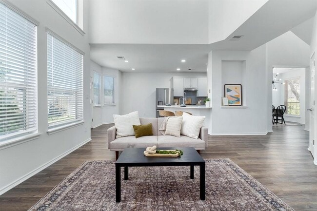 Building Photo - 13508 Campesina Dr