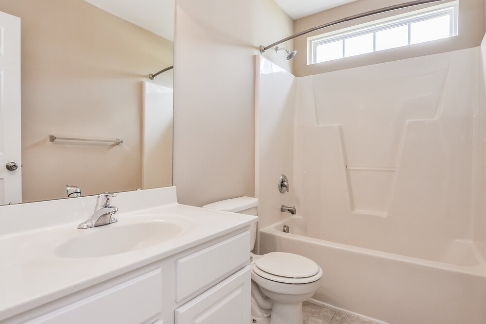 Building Photo - 708 Calavaras Ln