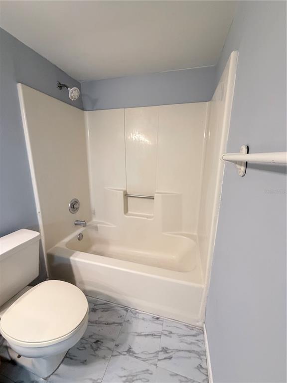 Building Photo - 5628 Blue Shadows Ct