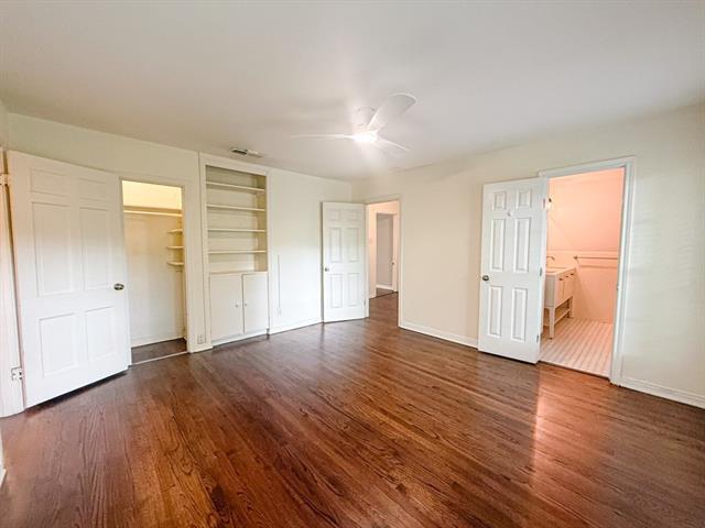 Building Photo - 3766 Park Ln