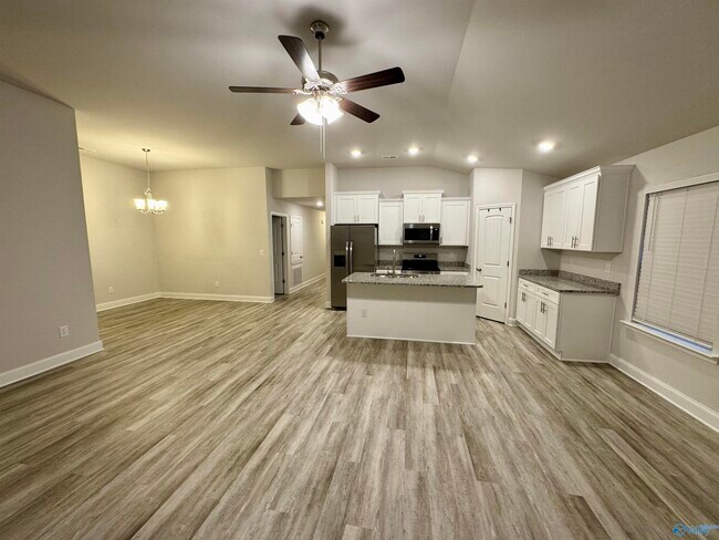 Building Photo - 108 Bingham Wy