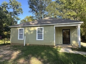 Building Photo - 4446 Beacon Hls Dr