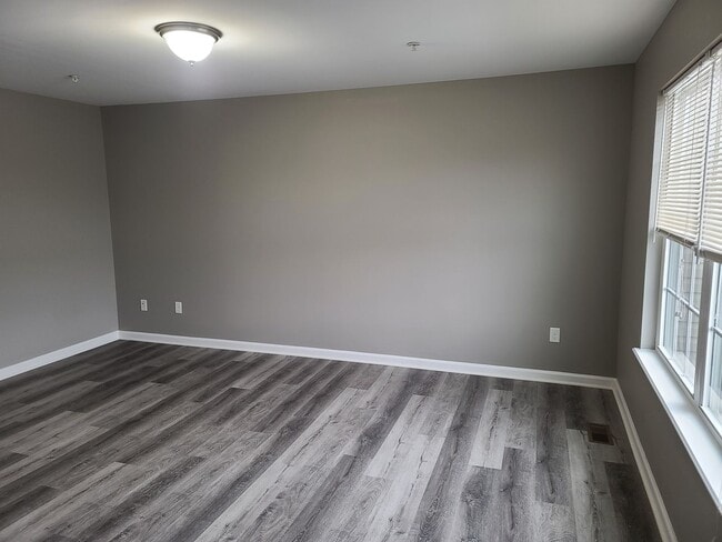 Primary Photo - 3 Bedroom 2 1/2 bath Townhome for Rent in ...