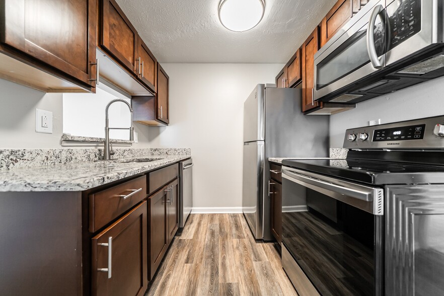 Primary Photo - Integrity Chardon / Maple Ridge Apartments