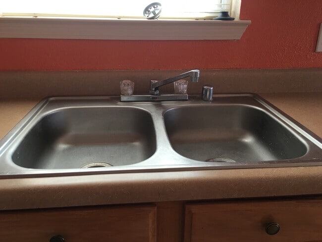 Building Photo - Beautiful house near Loop 375 and Edgemere