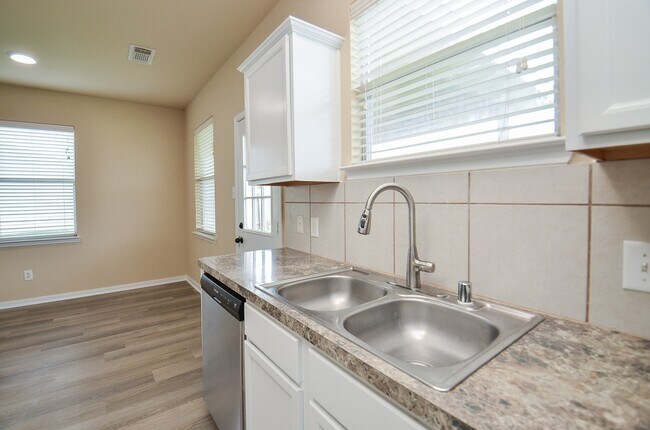 Building Photo - 4127 Chablis Ridge Ct