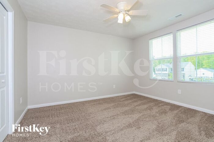 Building Photo - 1500 Winwood Dr