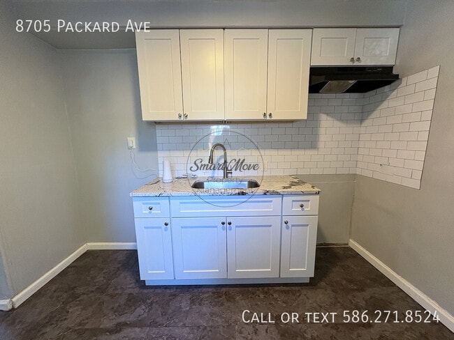 Building Photo - 8705 Packard Ave