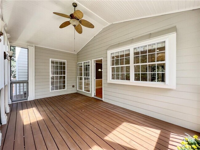 Building Photo - 1670 Laleiah Dr