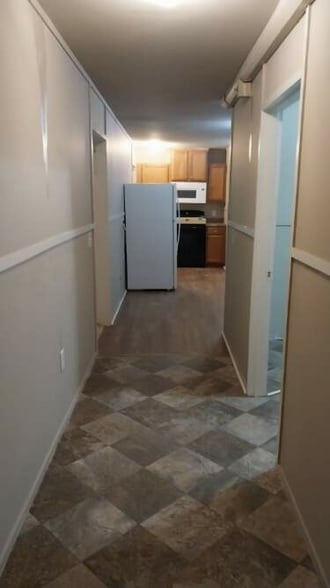 Building Photo - 300 W Rabbit Cove Rd