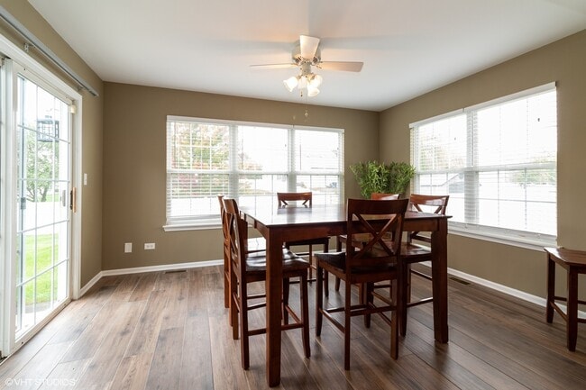 Building Photo - 3007 Chestnut Pointe Dr