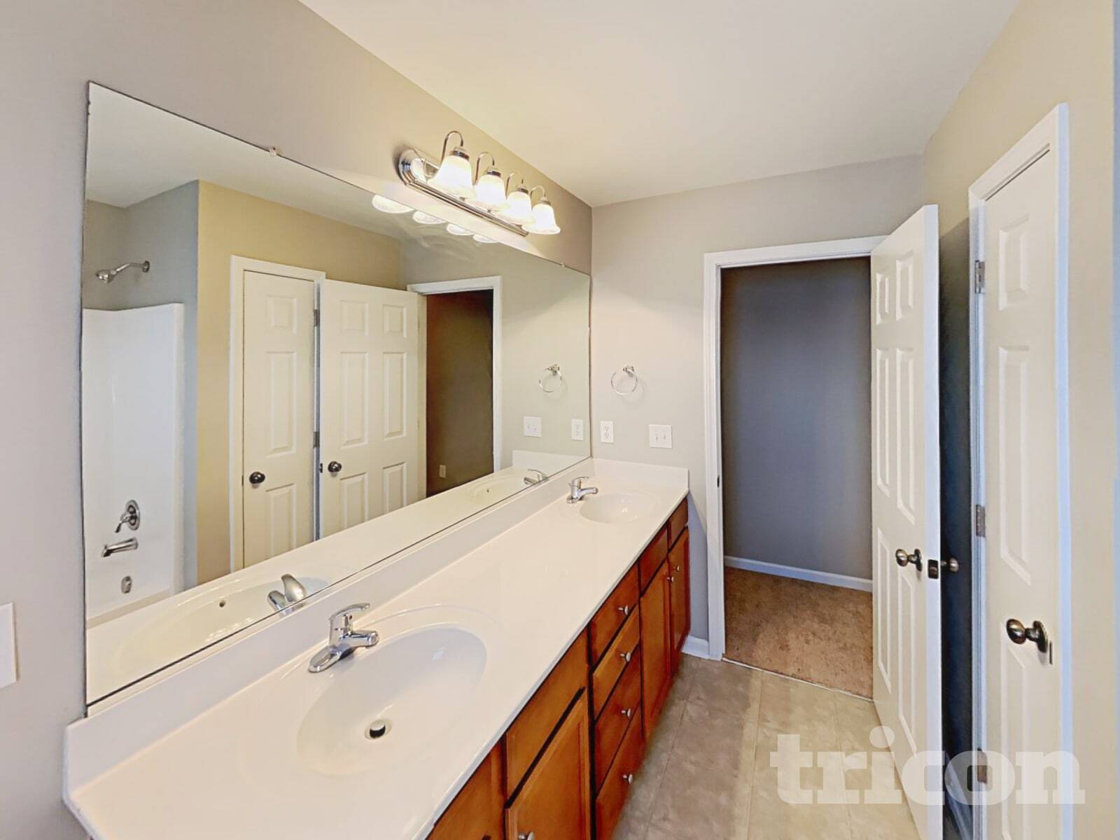 Building Photo - 1741 Timber Cove Ct