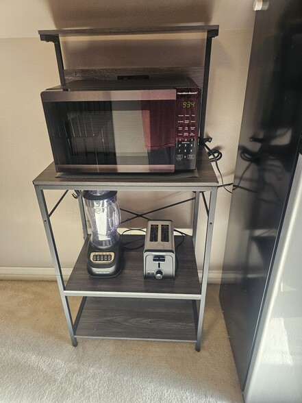 Building Photo - 2353 S Sandia Rd