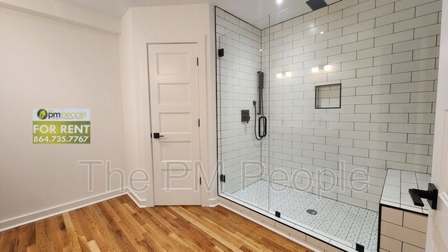Building Photo - 113 St Lo Cir