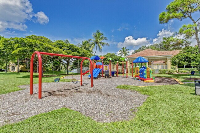 Building Photo - 5008 Elpine Way