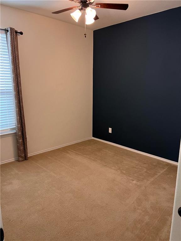 Building Photo - 307 Alamosa Dr