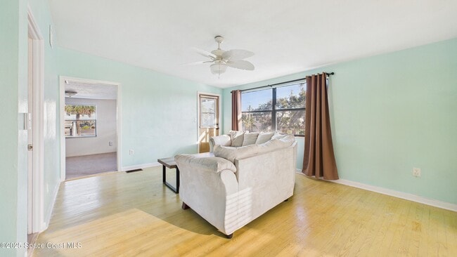 Building Photo - 106 Sunrise Ave