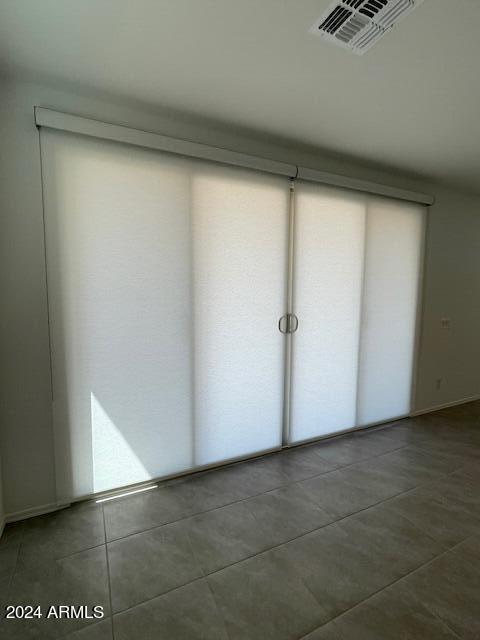 Building Photo - 2085 E Wetleaf Pl