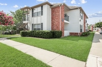 Building Photo - Las Villas De Leon Apartments