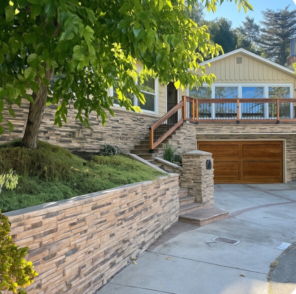 Primary Photo - 56 Glenaire Dr