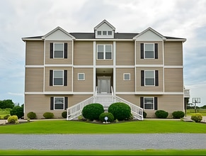 Building Photo - 50 Edmonds Cove Rd