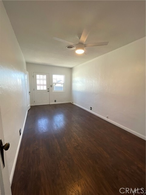 Building Photo - 1024 Main St