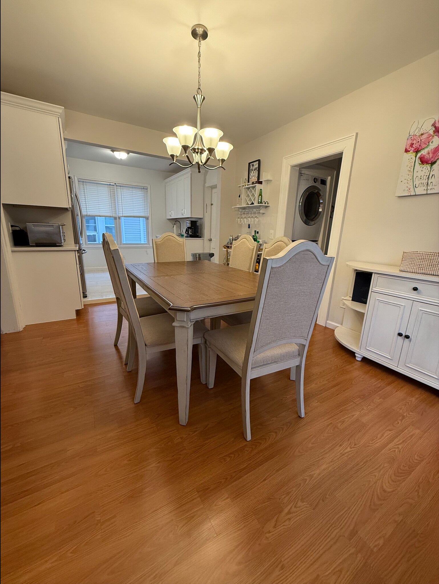 Dining Room - 100 Lincoln St