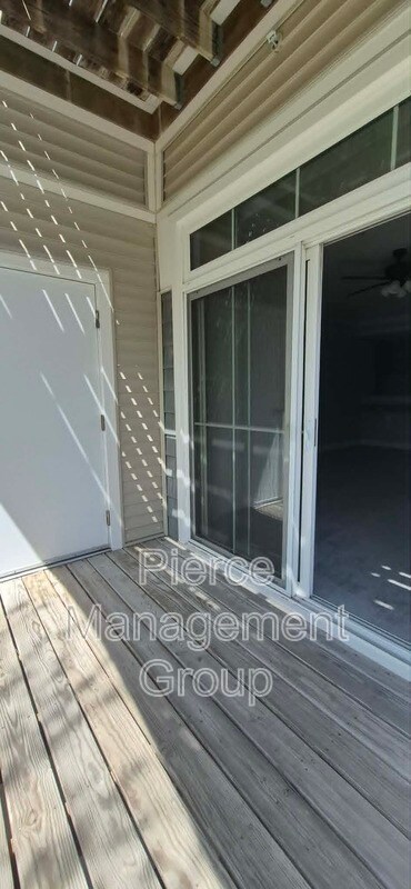 Building Photo - 5 Salley Sweet