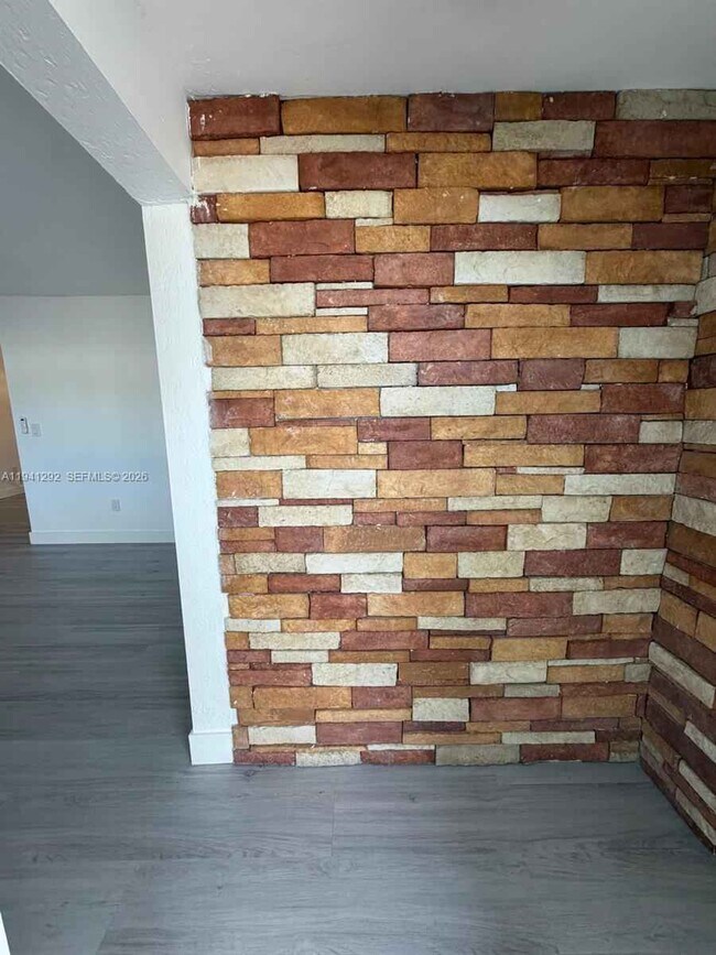 Building Photo - Southwest 96th Avenue, Miami, FL 33165 - 3 BR 2 BA single-family home