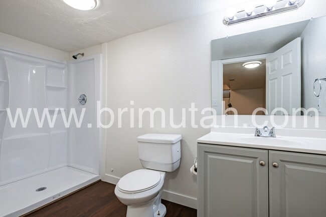 Building Photo - 4467 S Albright Dr