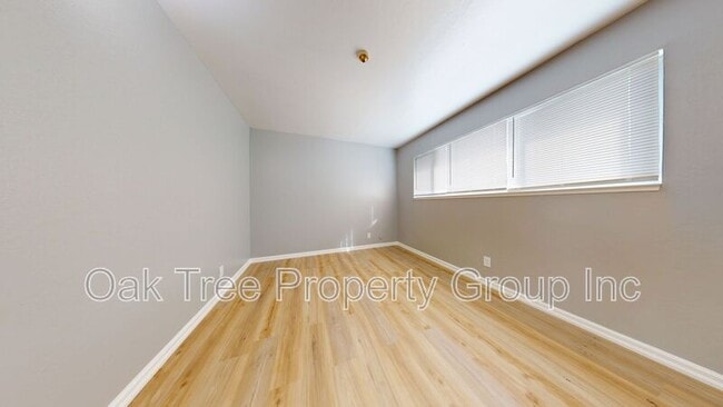 Building Photo - 625 F St