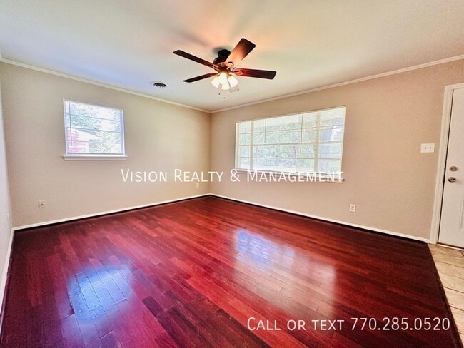 Building Photo - 1153 Karen Rd