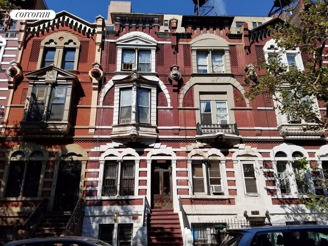 Building Photo - 127 W 78th St